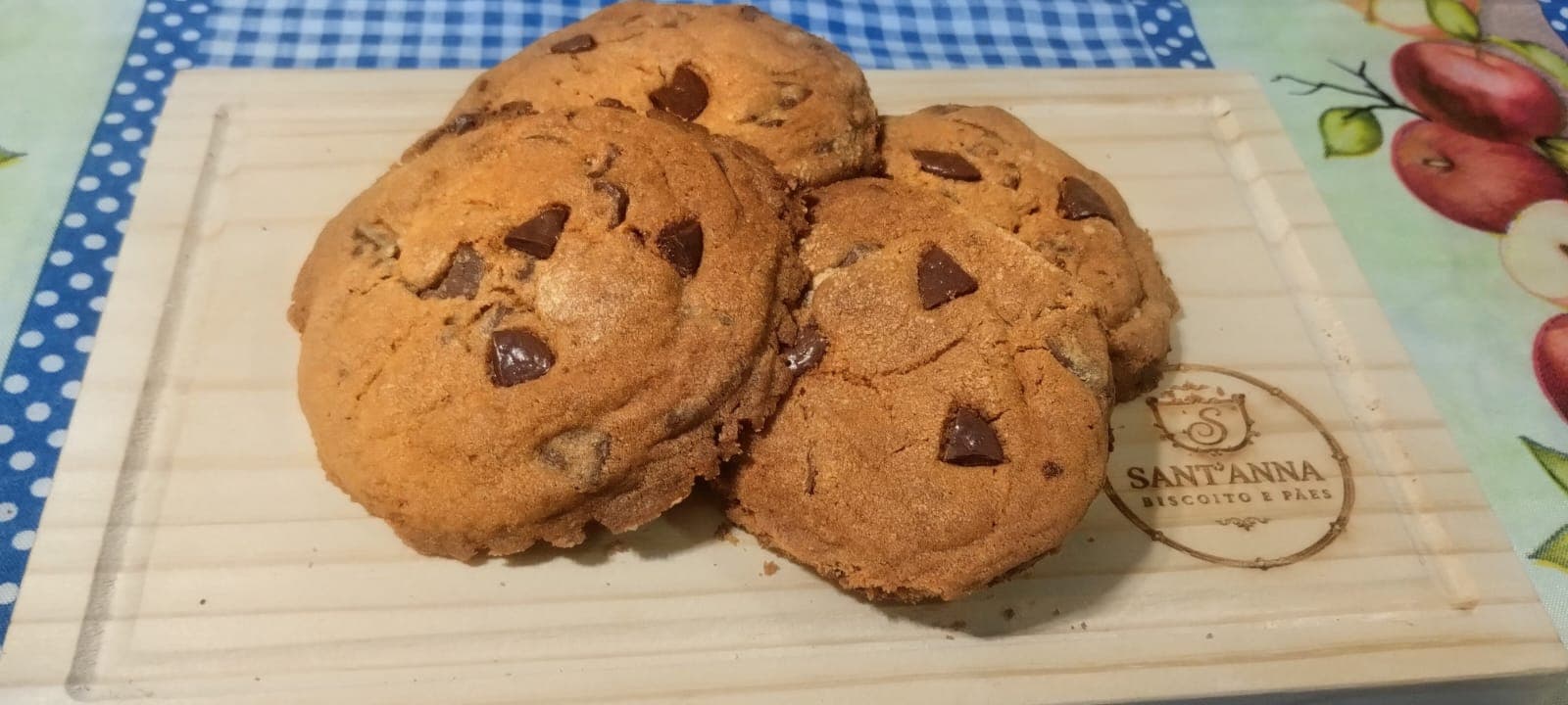 Cookies com gotas de chocolate